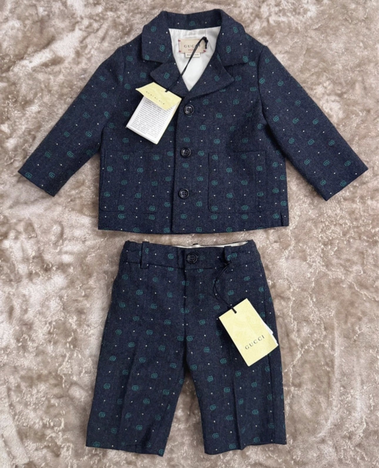 Gucci baby wool two piece suit set
