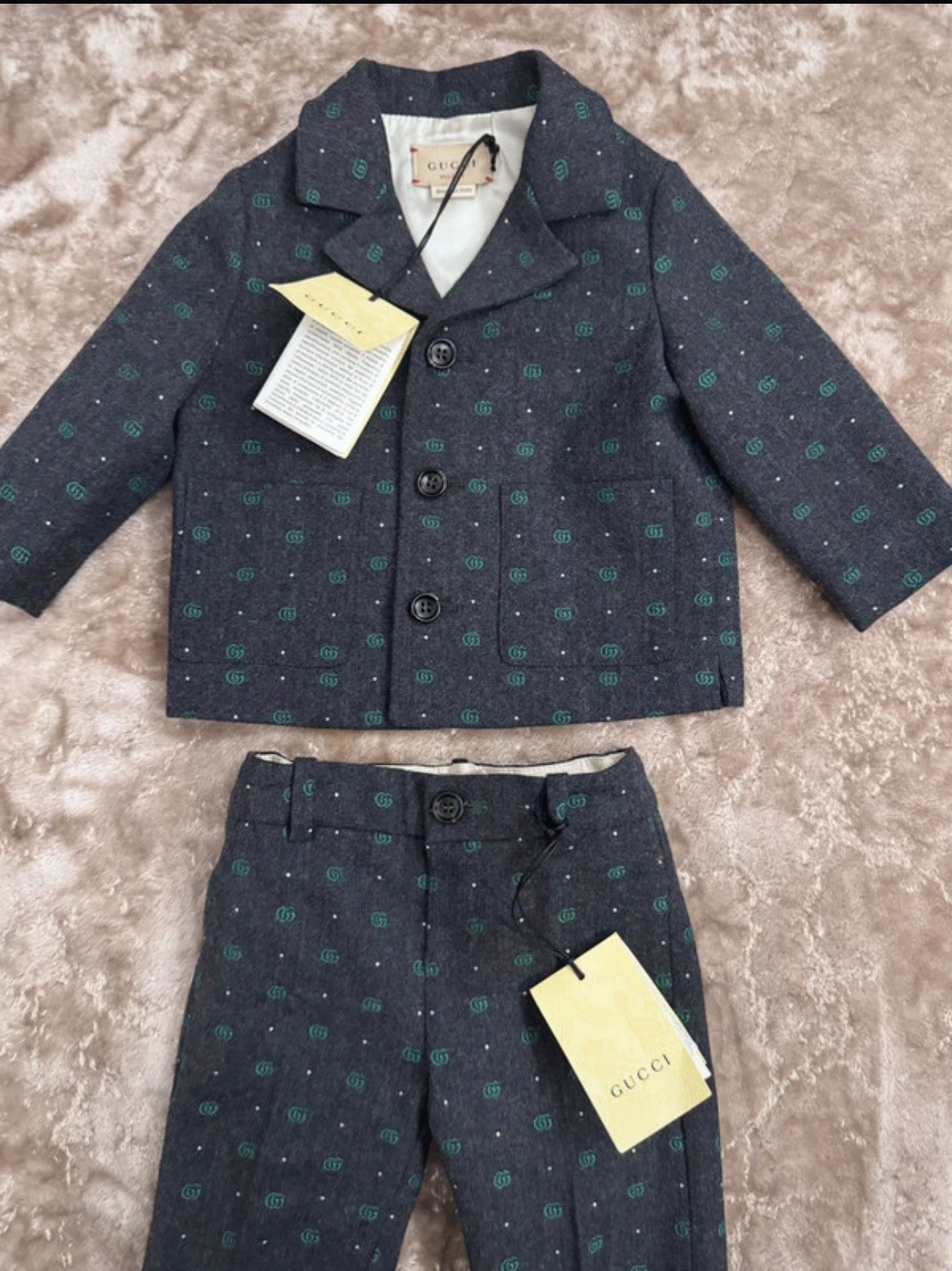 Gucci baby wool two piece suit set